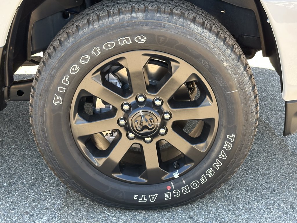 New 2026 RAM 2500 Laramie AWD/4WD image 12