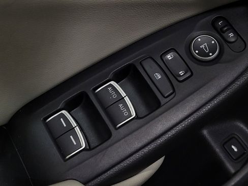 Used 2018 Honda Accord EX-L image 27