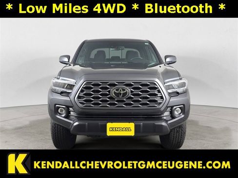 Used 2023 Toyota Tacoma TRD Off-Road image 8