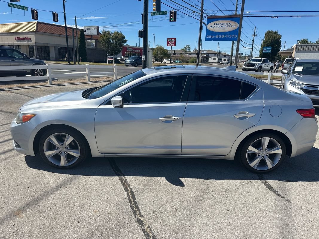 Used 2015 Acura ILX FWD image 3