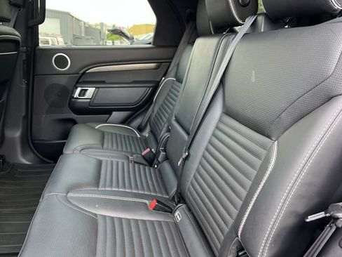 Used 2018 Land Rover Discovery HSE AWD/4WD image 26