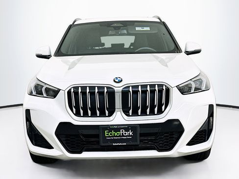Used 2025 BMW X1 xDrive28i image 2
