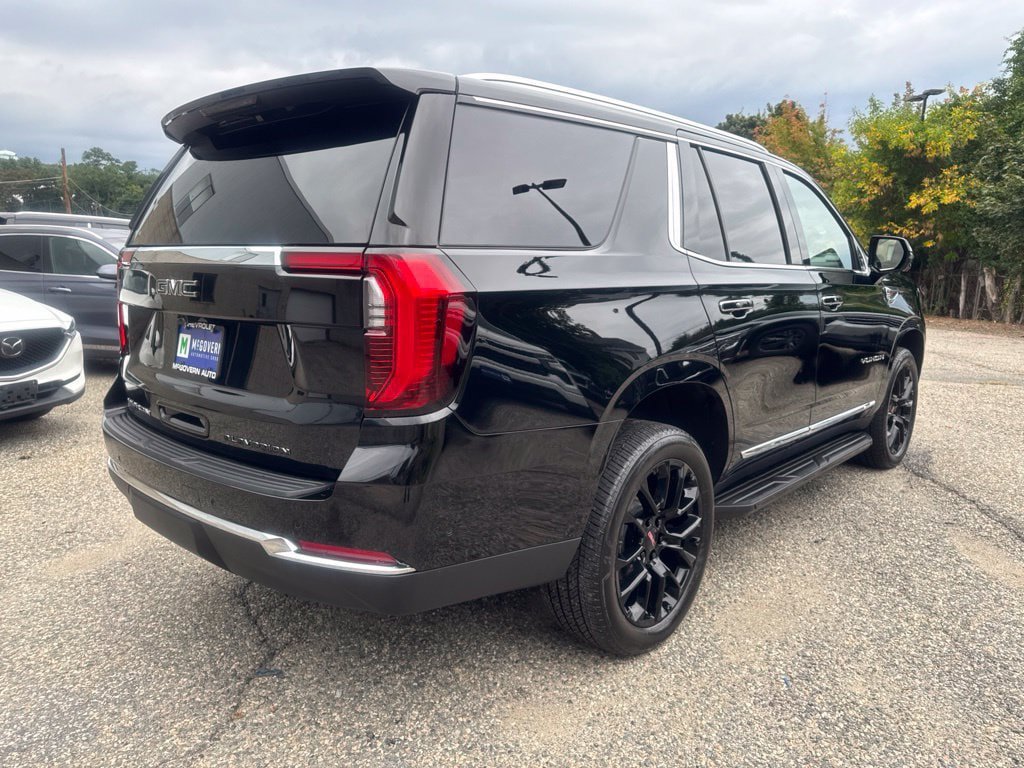 Used 2025 GMC Yukon Elevation AWD/4WD image 7