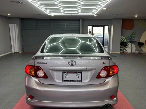Used 2010 Toyota Corolla S image 5