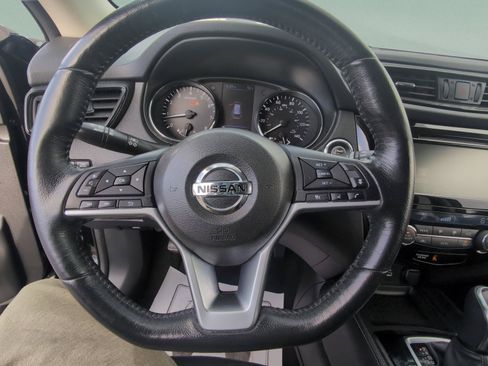 Used 2018 Nissan Rogue SL AWD/4WD image 12