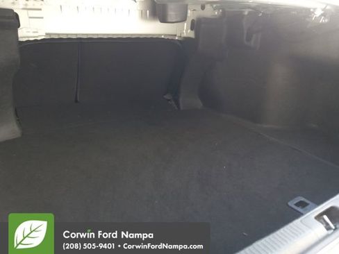 Used 2022 Toyota Camry SE image 29