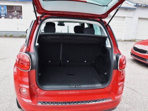 Used 2014 FIAT 500L Lounge FWD image 10
