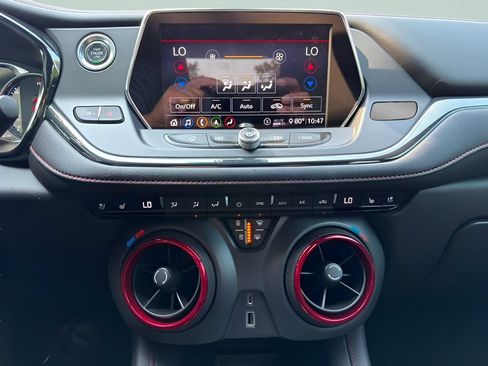 Used 2020 Chevrolet Blazer RS AWD/4WD image 18