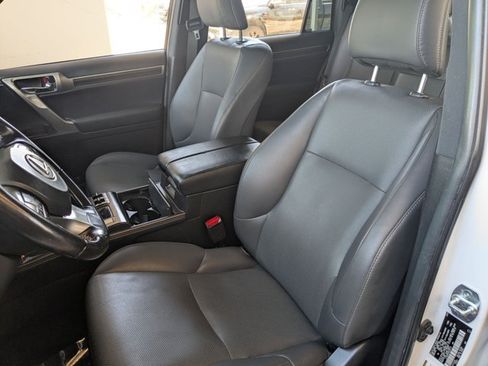 Used 2021 Lexus GX 460 Premium w/ Premium Package AWD/4WD image 17