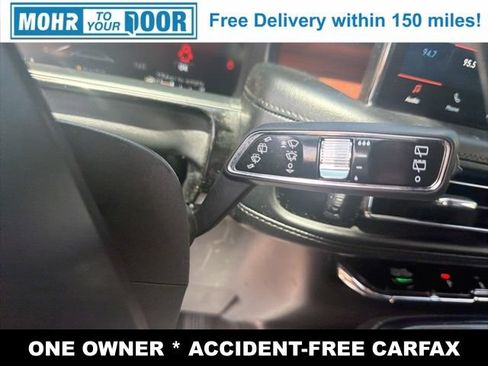 Used 2023 Lincoln Nautilus Reserve AWD/4WD image 17