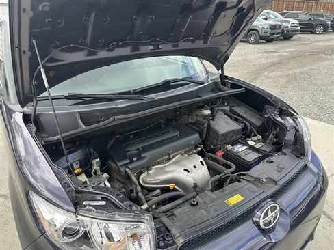 Used 2012 Scion xB FWD image 36