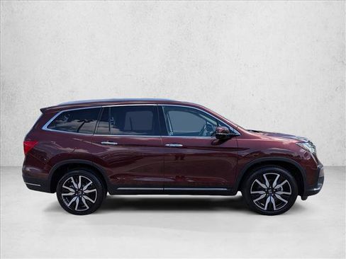 Certified 2022 Honda Pilot Touring image 4