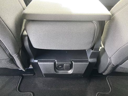 Used 2025 Ford F150 XLT w/ Equipment Group 301A Standard AWD/4WD image 31