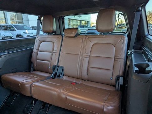 Used 2024 Lincoln Navigator L Reserve image 17