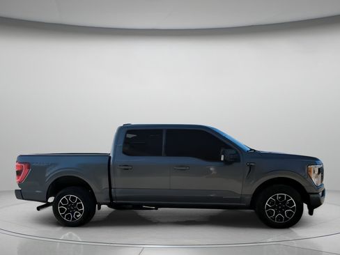 Certified 2021 Ford F150 XLT w/ Equipment Group 302A High image 32