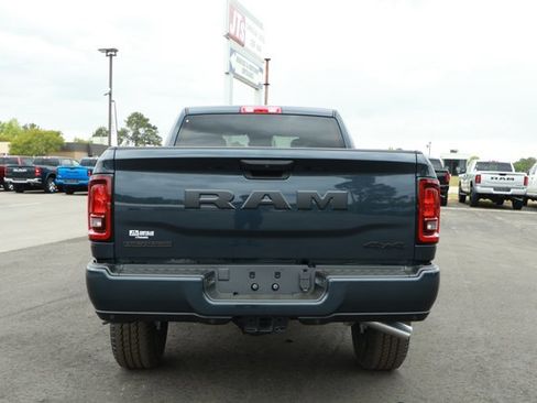 New 2026 RAM 2500 Big Horn AWD/4WD image 7