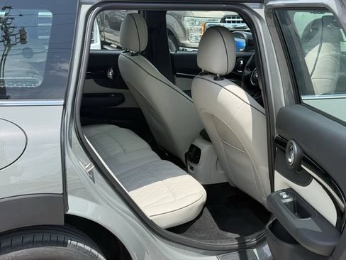 Used 2022 MINI Cooper Clubman S FWD image 32