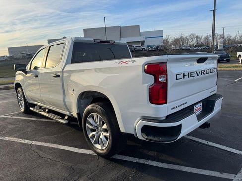 Used 2021 Chevrolet Silverado 1500 Custom image 5