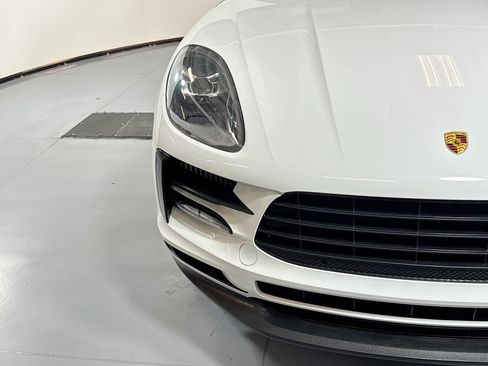 Used 2021 Porsche Macan S image 28