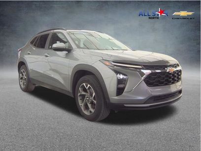 Used 2025 Chevrolet Trax LT w/ LT Convenience Package