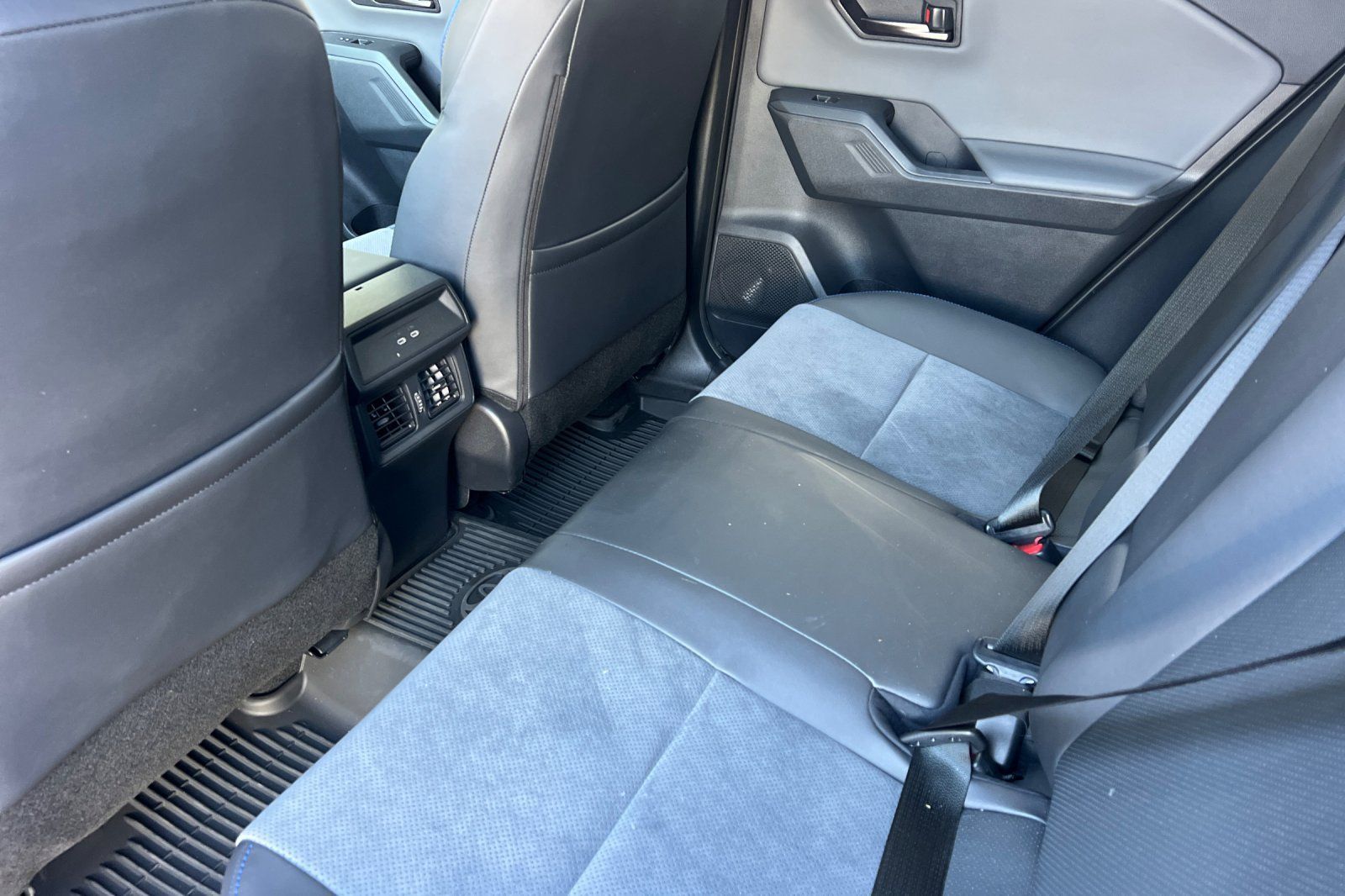 Used 2026 Toyota RAV4 XSE w/ Panoramic Sun Roof Package AWD/4WD image 12