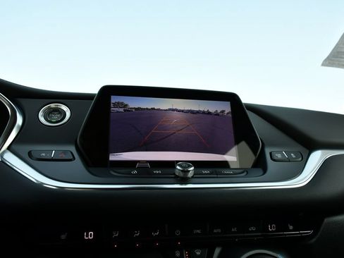 Used 2022 Chevrolet Blazer LT FWD image 17