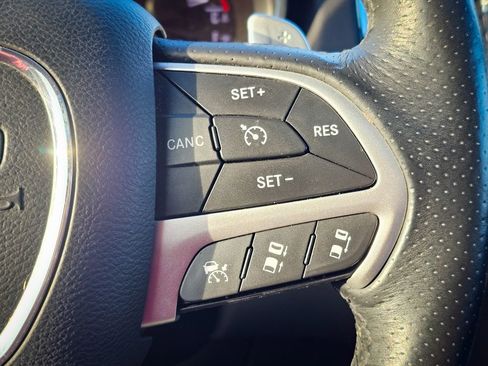 Used 2017 Dodge Durango R/T w/ Technology Group image 22