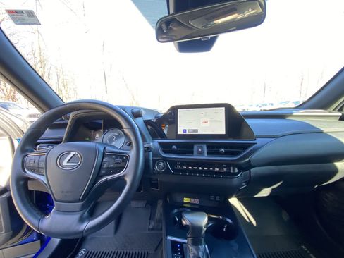 Used 2023 Lexus UX 250h F Sport image 25