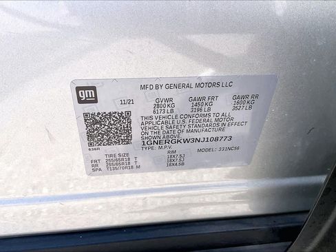 Used 2022 Chevrolet Traverse LT FWD image 31