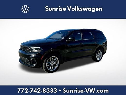 Used 2023 Dodge Durango GT image 1