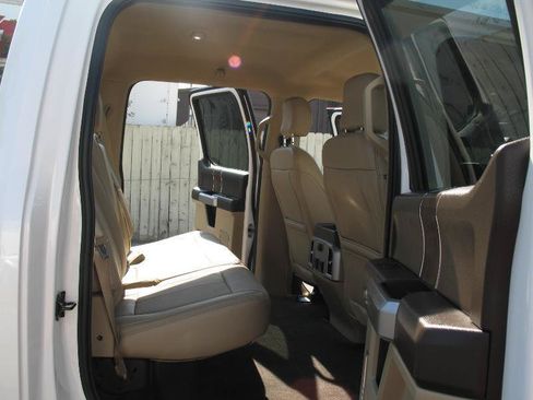 Used 2018 Ford F150 Lariat AWD/4WD image 30