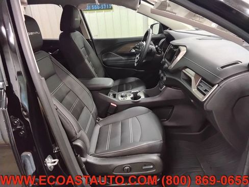 Used 2024 GMC Terrain Denali w/ Denali Premium Package AWD/4WD image 14