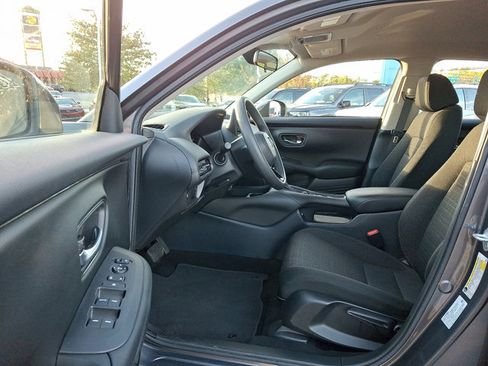 Certified 2023 Honda HR-V LX image 13