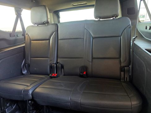 Used 2024 Chevrolet Suburban LT AWD/4WD image 61