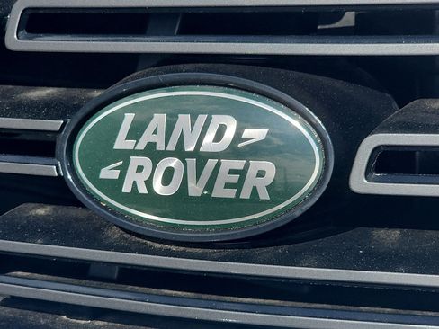 New 2025 Land Rover Range Rover SE image 20