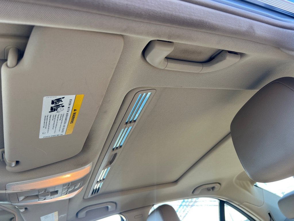 Used 2013 Mercedes-Benz C 300 4MATIC Sedan image 28