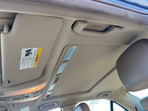 Used 2013 Mercedes-Benz C 300 4MATIC Sedan image 28