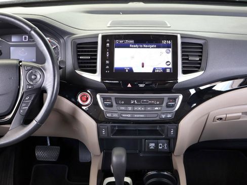 Used 2017 Honda Ridgeline RTL-E image 17