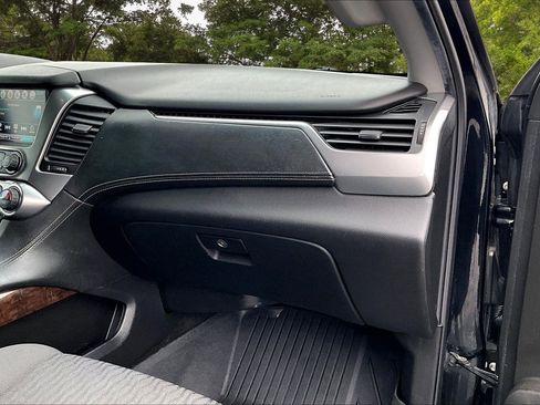 Used 2018 Chevrolet Tahoe LS image 27