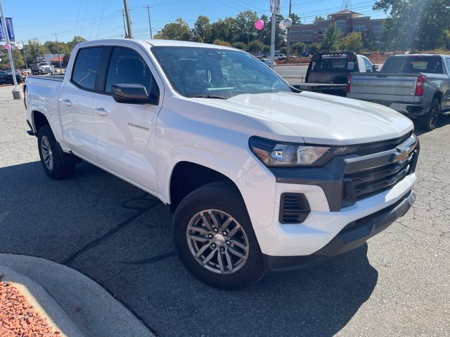 Used 2023 Chevrolet Colorado LT RWD image 1
