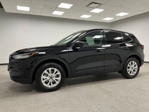Used 2025 Ford Escape Active AWD/4WD image 6
