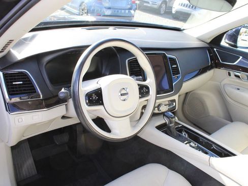 Used 2016 Volvo XC90 T6 Momentum w/ Momentum Plus Package image 13