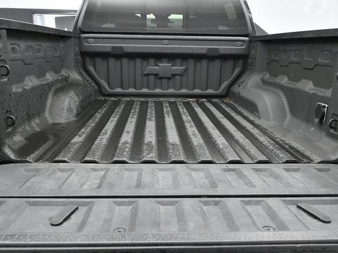 Used 2025 Chevrolet Colorado ZR2 AWD/4WD image 15