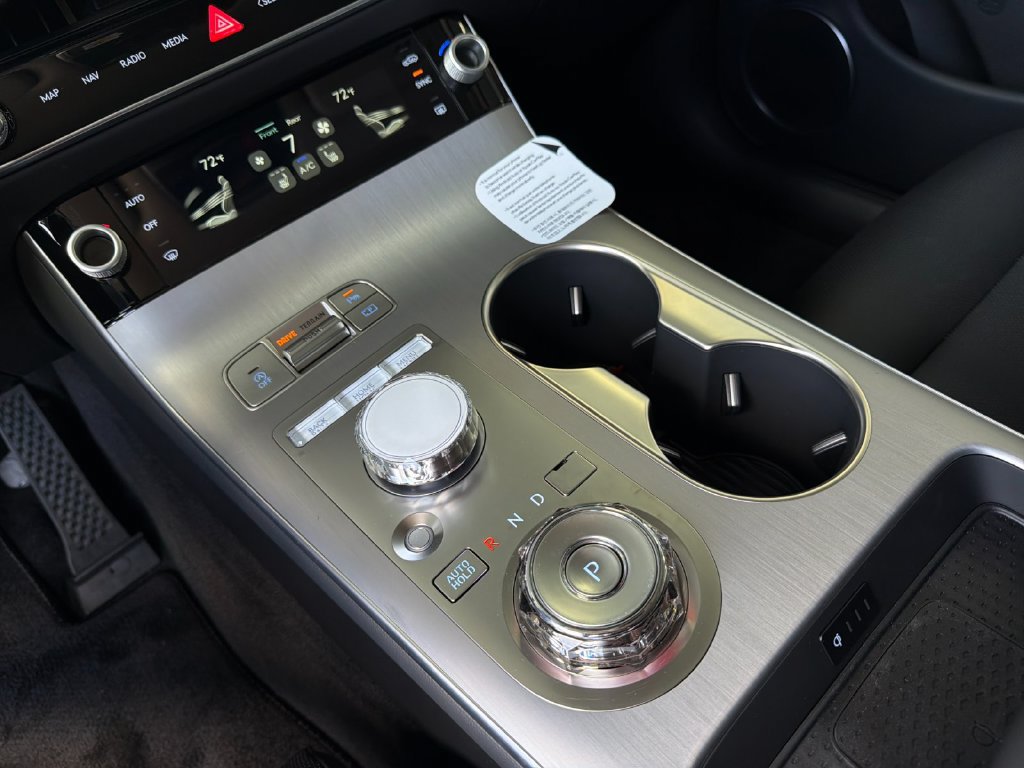 New 2026 Genesis GV70 2.5T Select AWD/4WD image 22