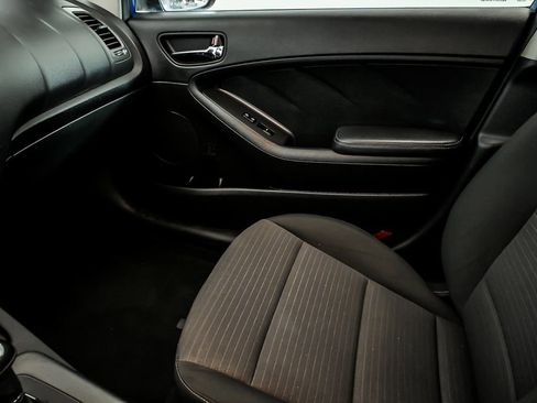 Used 2014 Kia Forte LX w/ Popular Package image 21