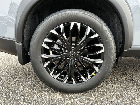 New 2026 Nissan Rogue SV image 18