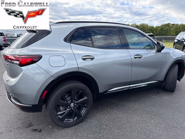 Used 2023 Buick Envision Preferred FWD image 3