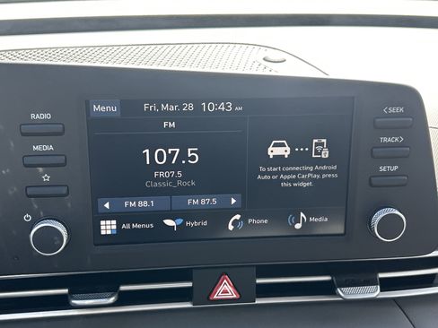 New 2025 Hyundai Elantra Blue image 23