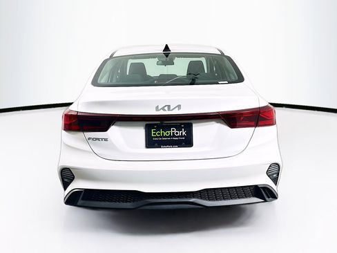Used 2024 Kia Forte LXS image 7
