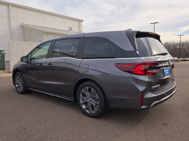 New 2026 Honda Odyssey Touring image 3